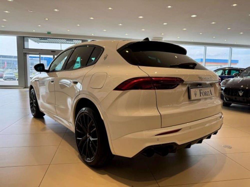 Maserati Grecale nuova a Torino (6)