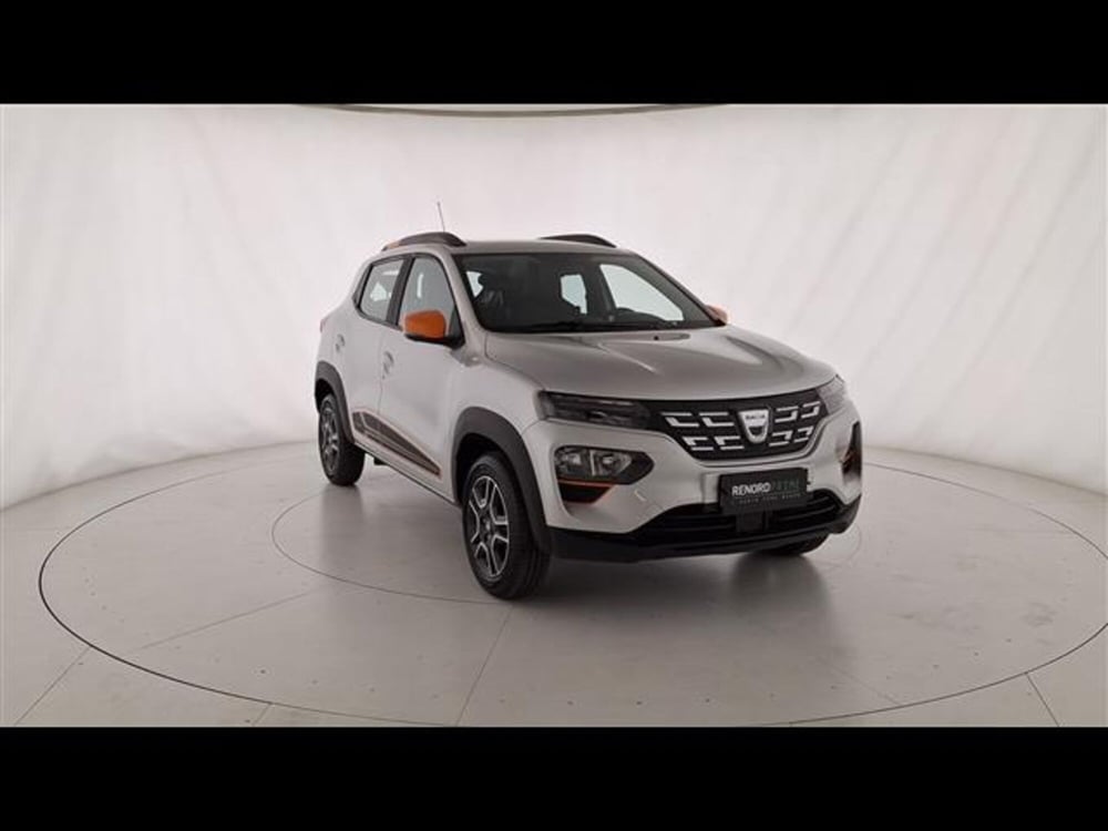 Dacia Spring usata a Milano (3)