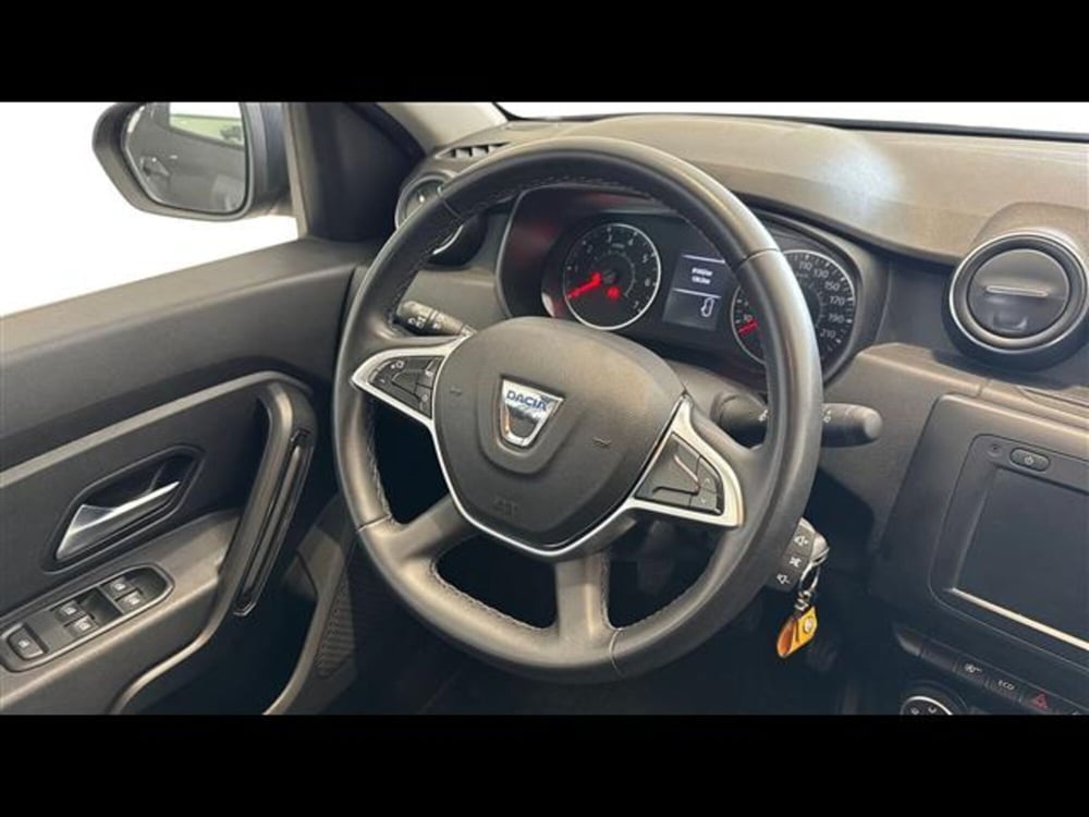 Dacia Duster usata a Viterbo (12)