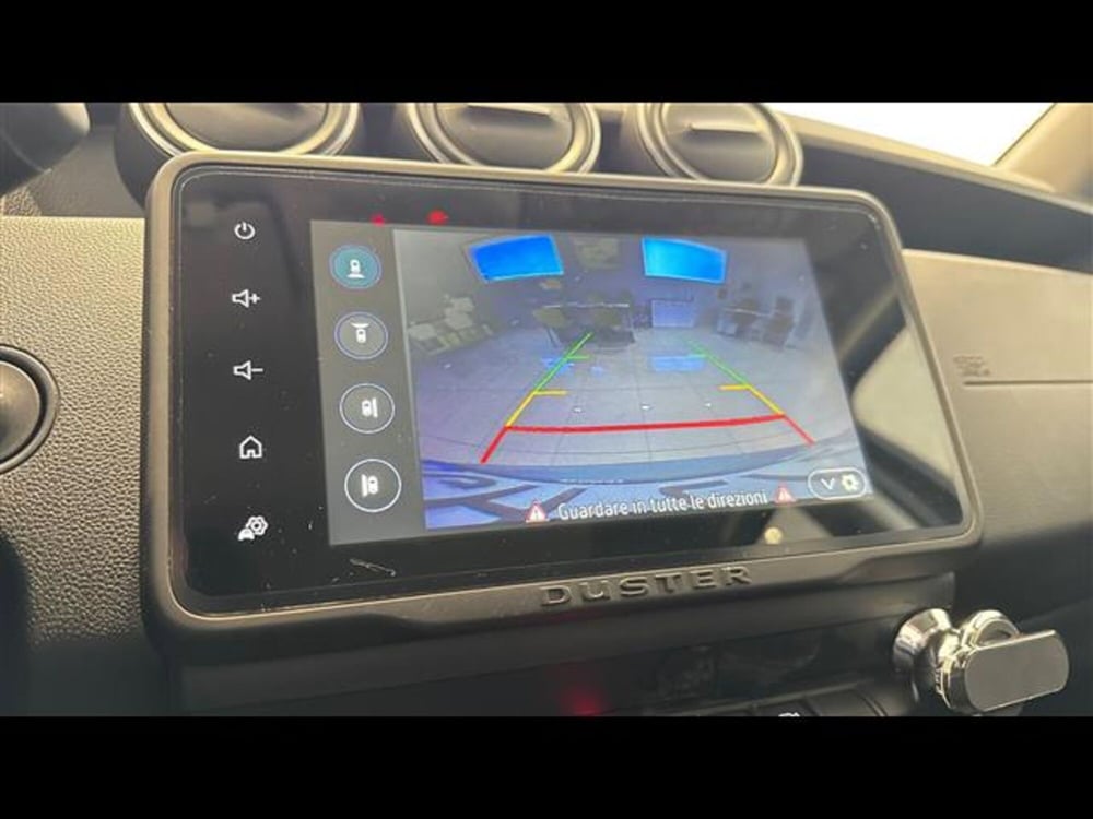 Dacia Duster usata a Viterbo (15)