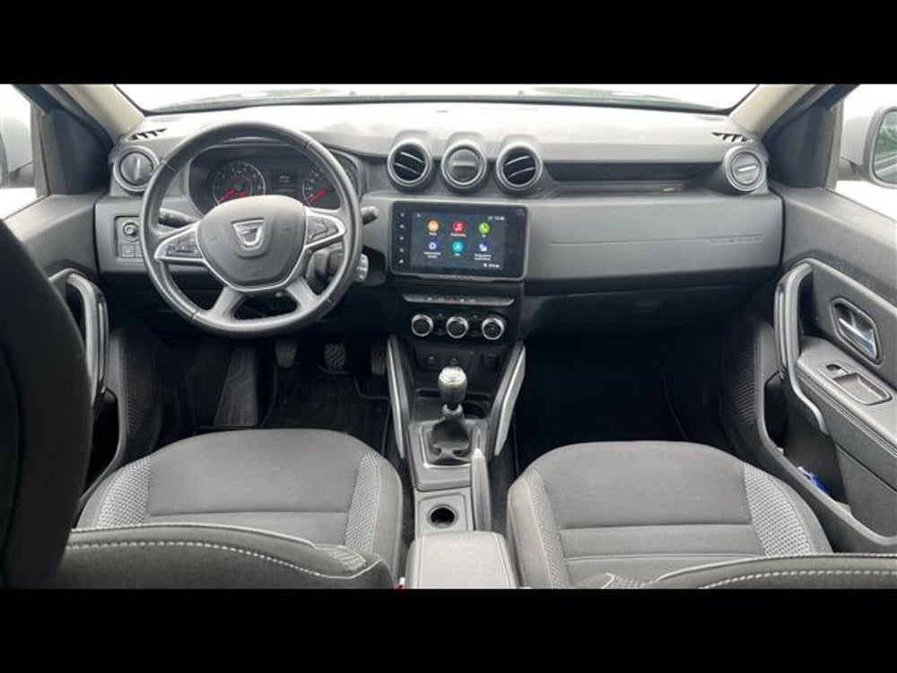 Dacia Duster usata a Padova (10)