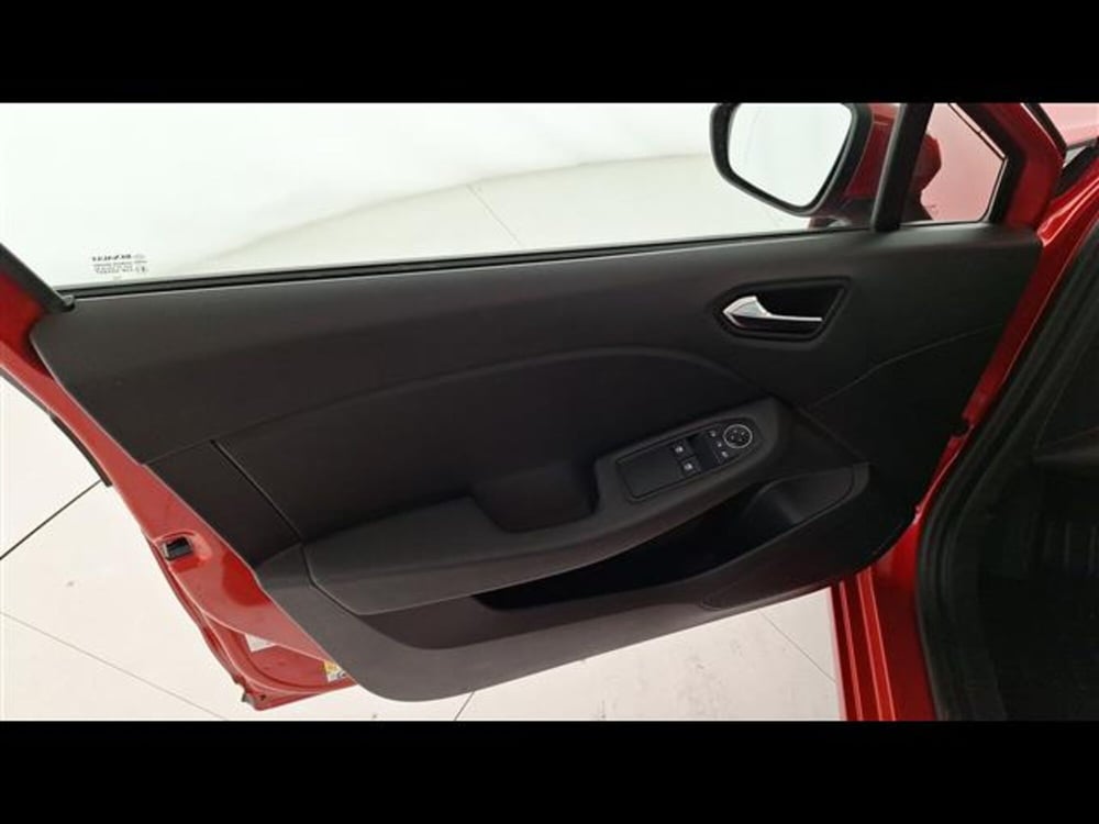 Renault Clio usata a Milano (11)