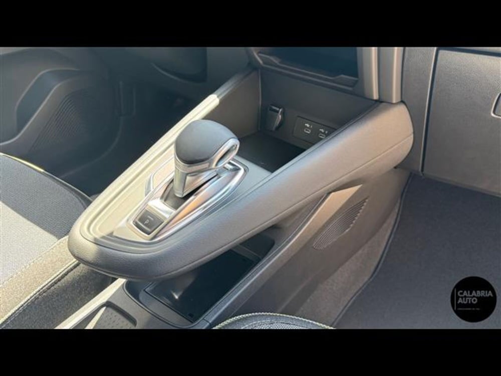 Renault Symbioz nuova a Reggio Calabria (11)