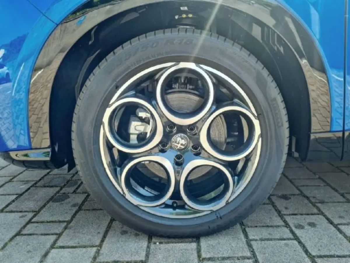 Alfa Romeo Tonale nuova a Monza e Brianza (11)