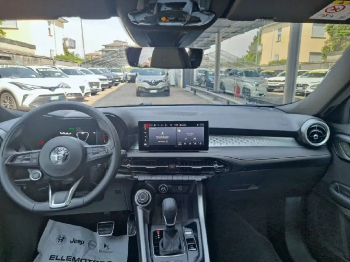 Alfa Romeo Tonale nuova a Monza e Brianza (7)
