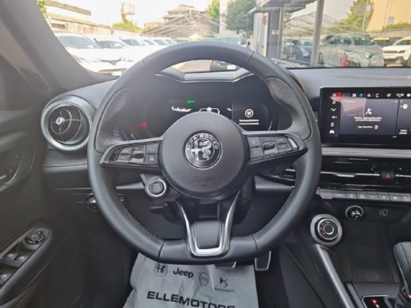 Alfa Romeo Tonale nuova a Monza e Brianza (8)