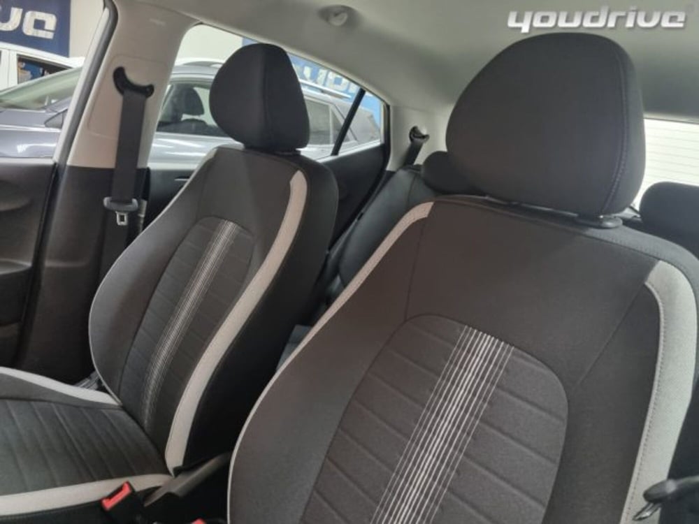 Hyundai i10 usata a Napoli (15)