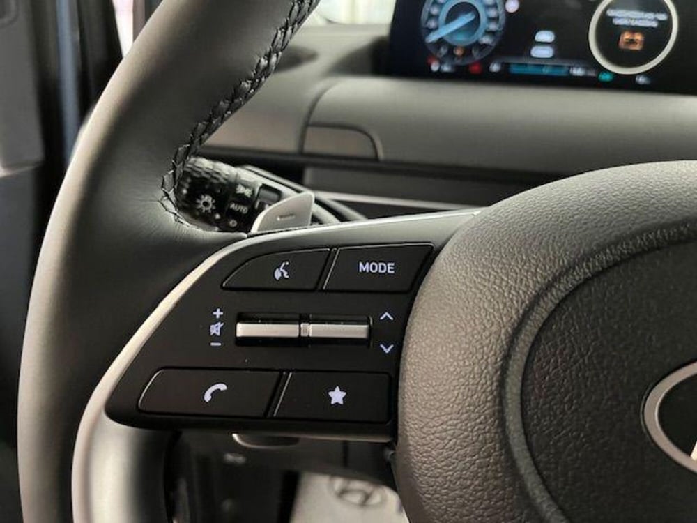Hyundai Staria nuova a Verbano Cusio Ossola (20)