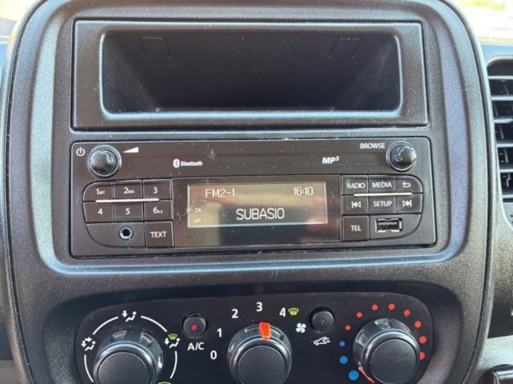 Renault Trafic Furgone usata a Ancona (18)