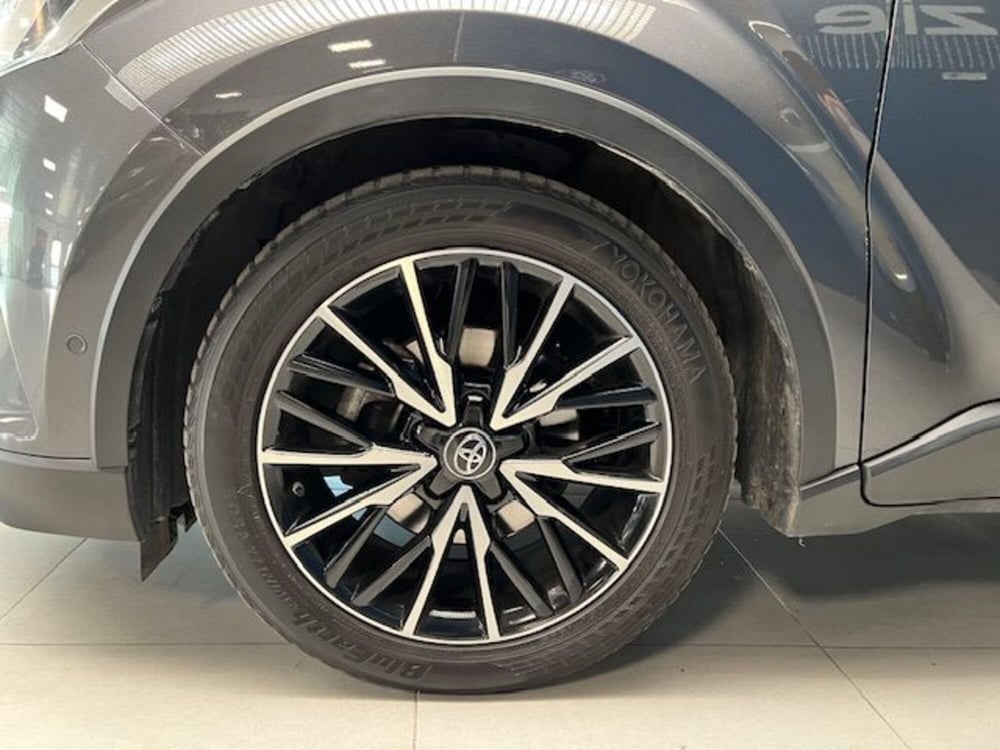 Toyota Toyota C-HR usata a Cuneo (15)