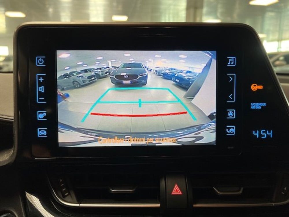 Toyota Toyota C-HR usata a Cuneo (16)