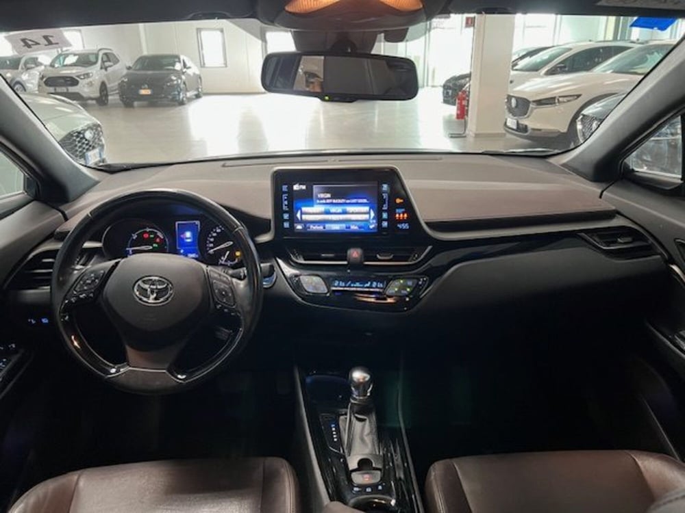 Toyota Toyota C-HR usata a Cuneo (17)