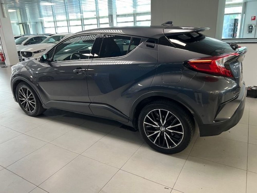 Toyota Toyota C-HR usata a Cuneo (6)