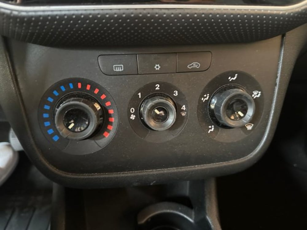 Fiat Punto Evo usata a Vicenza (11)