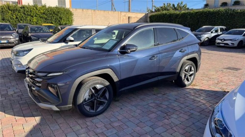 Hyundai Tucson nuova a Bari (3)