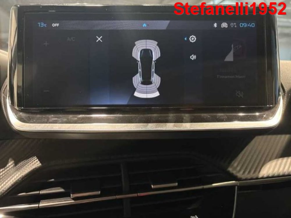 Peugeot 208 nuova a Bologna (12)