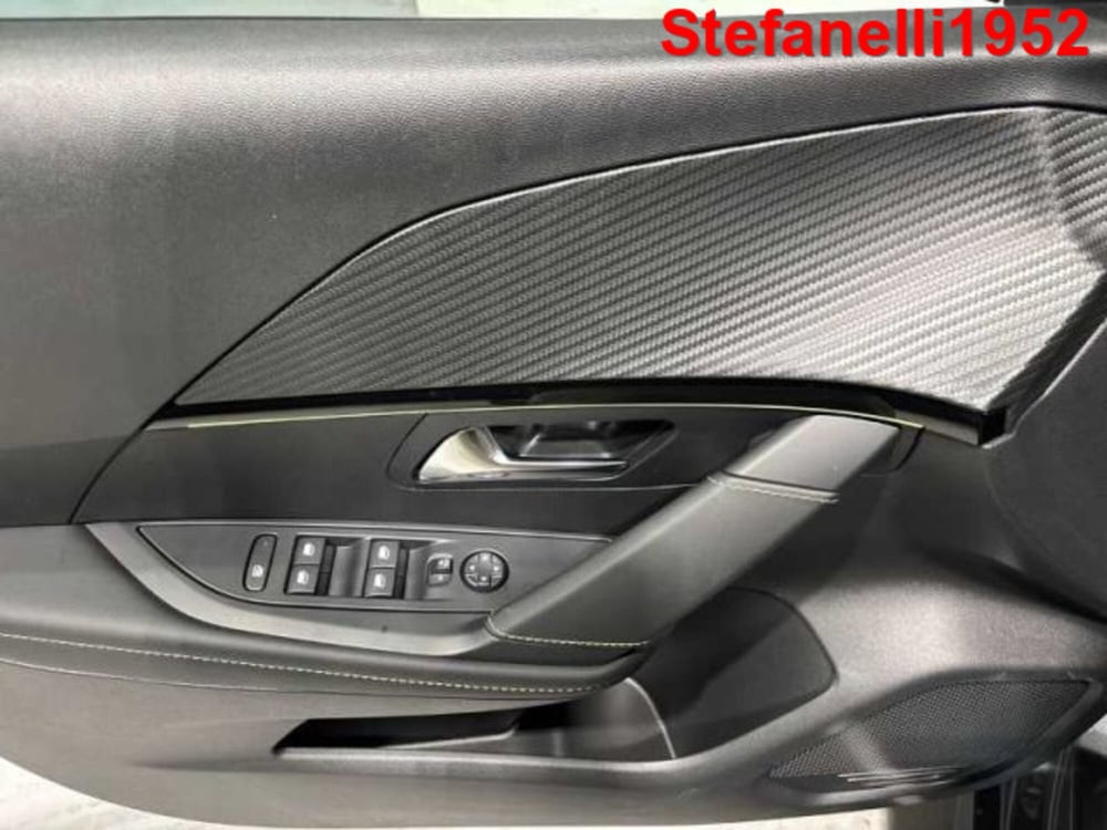 Peugeot 208 nuova a Bologna (9)