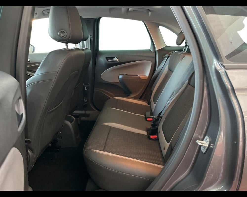 Opel Crossland X usata a Torino (15)