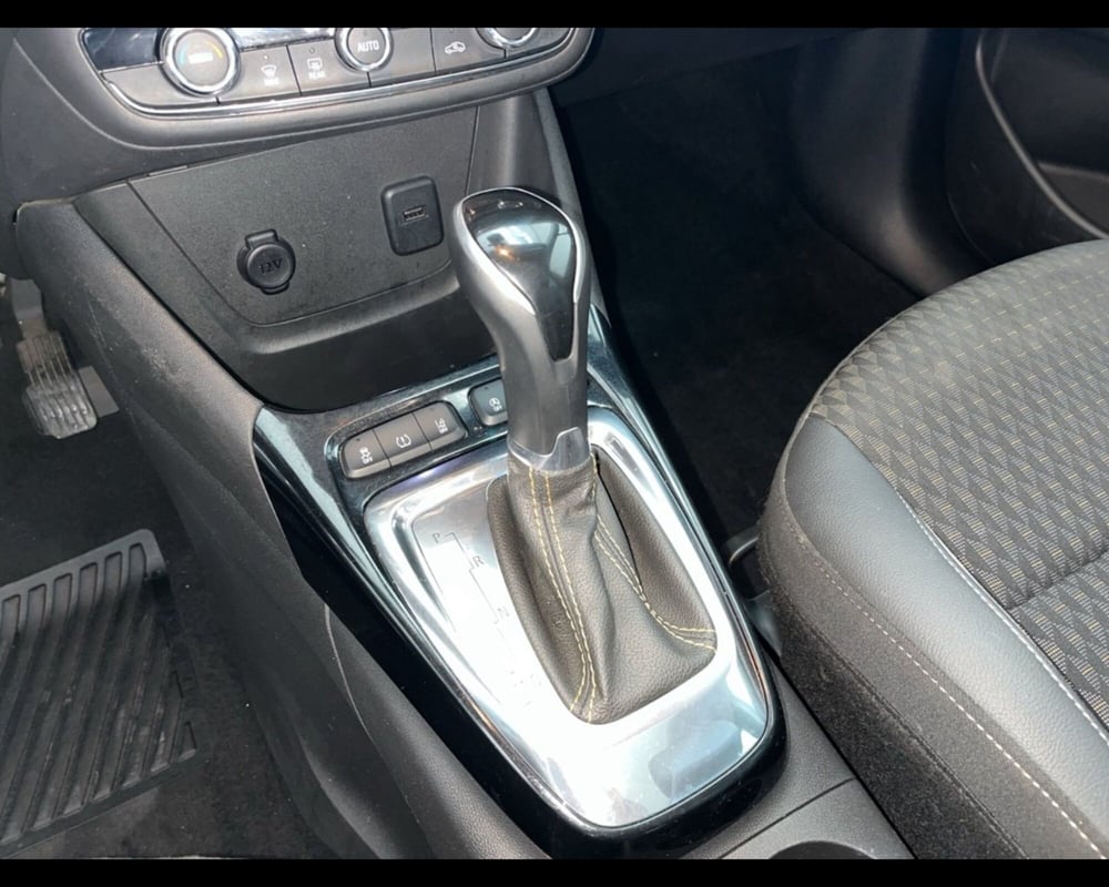 Opel Crossland X usata a Torino (5)