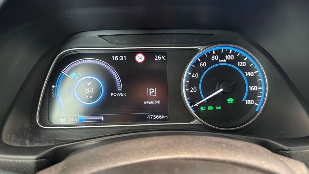 Nissan Leaf usata a Viterbo (13)