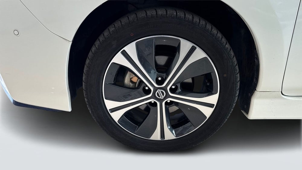 Nissan Leaf usata a Viterbo (18)