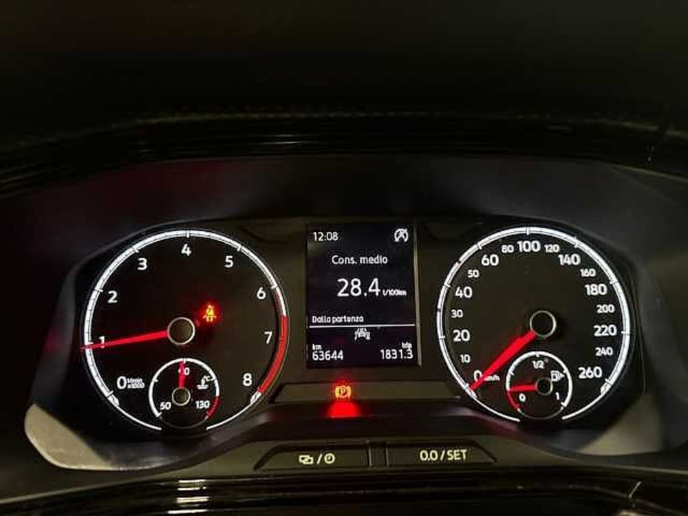Volkswagen T-Cross usata a Prato (13)