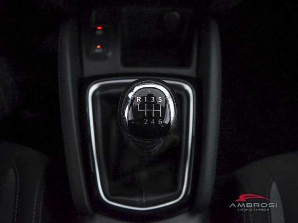 Nissan Qashqai usata a Viterbo (20)