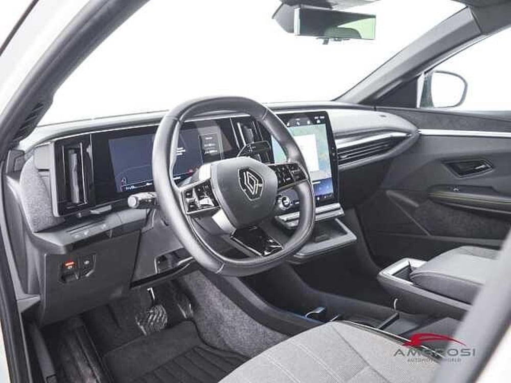 Renault Megane E-Tech Electric usata a Viterbo (8)