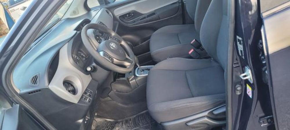 Toyota Yaris usata a Napoli (6)