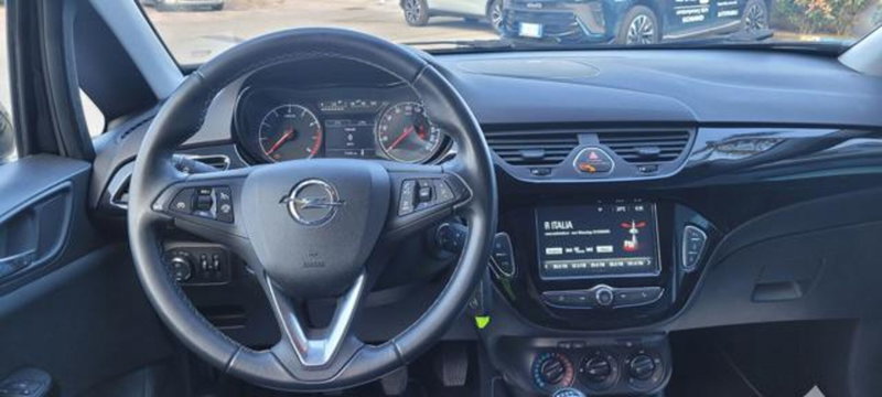 Opel Corsa usata a Napoli (10)