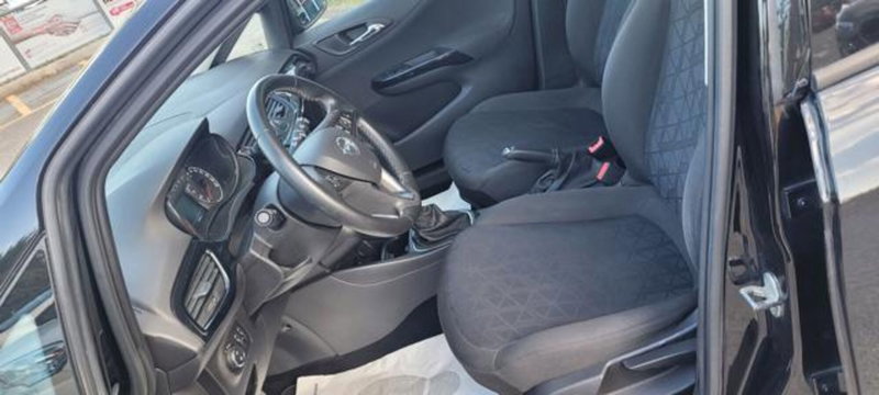 Opel Corsa usata a Napoli (6)