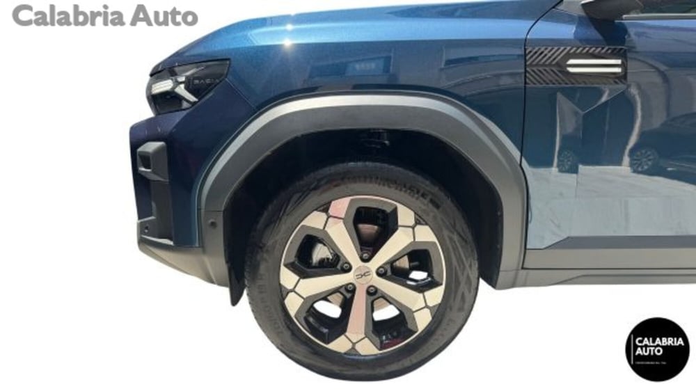 Dacia Bigster nuova a Reggio Calabria (18)