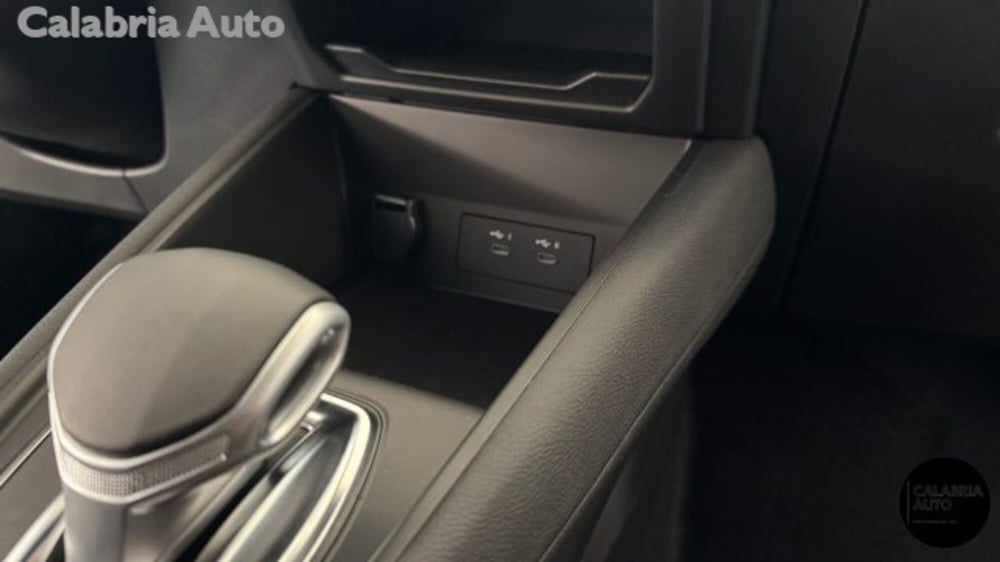 Renault Symbioz nuova a Reggio Calabria (14)