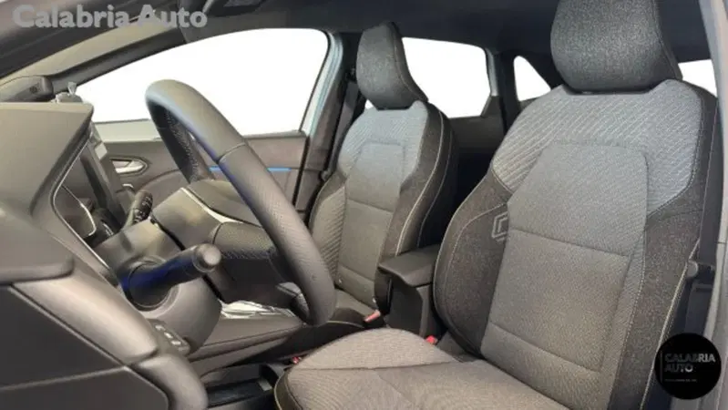 Renault Symbioz nuova a Reggio Calabria (9)