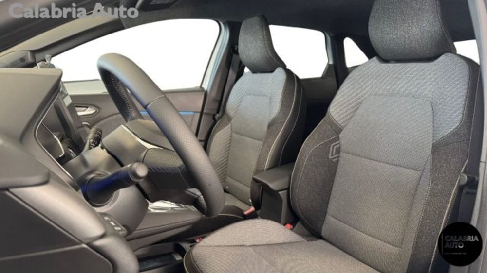 Renault Symbioz nuova a Reggio Calabria (9)