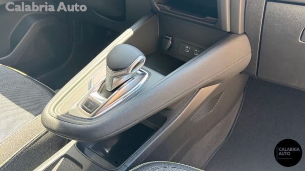 Renault Symbioz nuova a Reggio Calabria (14)