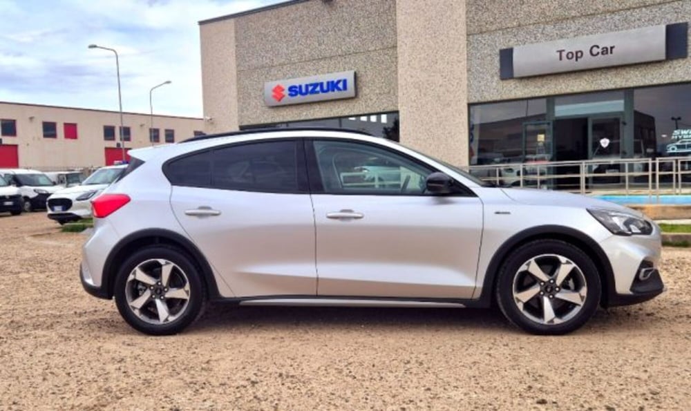 Ford Focus usata a Oristano (6)