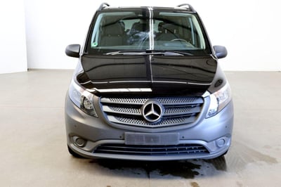 Mercedes-Benz Vito 2.0 116 CDI 4x4 PL Tourer Pro Extra-Long del 2023 usata a Abbiategrasso