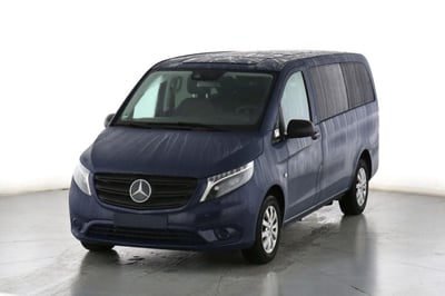 Mercedes-Benz Vito 2.0 114 CDI 4x4 PL Tourer Pro Extra-Long del 2023 usata a Abbiategrasso