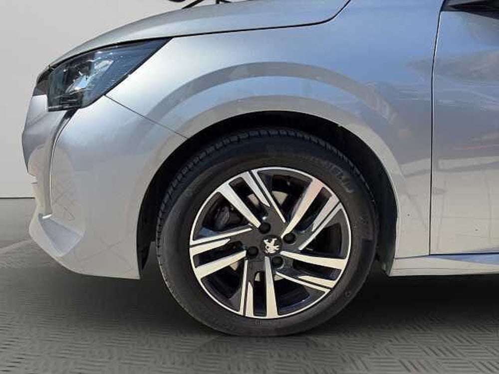 Peugeot 208 usata a Vibo Valentia (15)