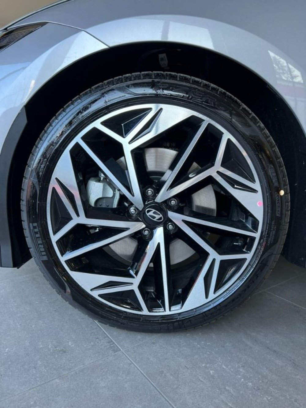 Hyundai Ioniq 5 usata a Bologna (12)
