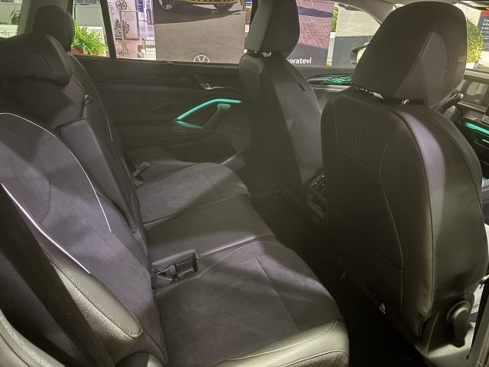 Volkswagen Tayron nuova a Vicenza (8)