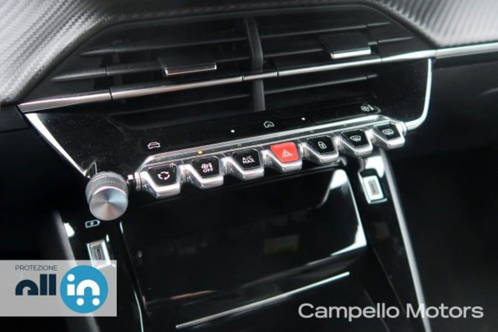 Peugeot 2008 usata a Venezia (12)