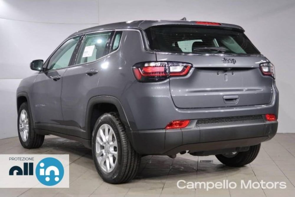 Jeep Compass nuova a Venezia (2)