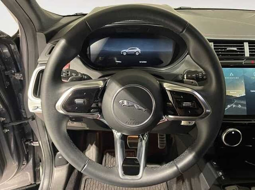 Jaguar E-Pace usata a Bologna (13)