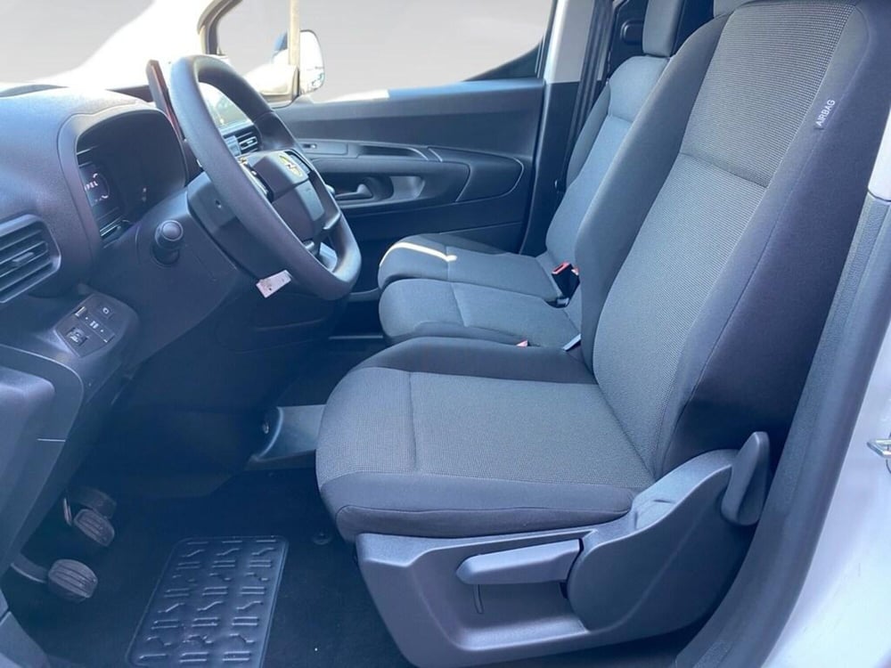 Opel Combo Furgone nuova a Torino (8)
