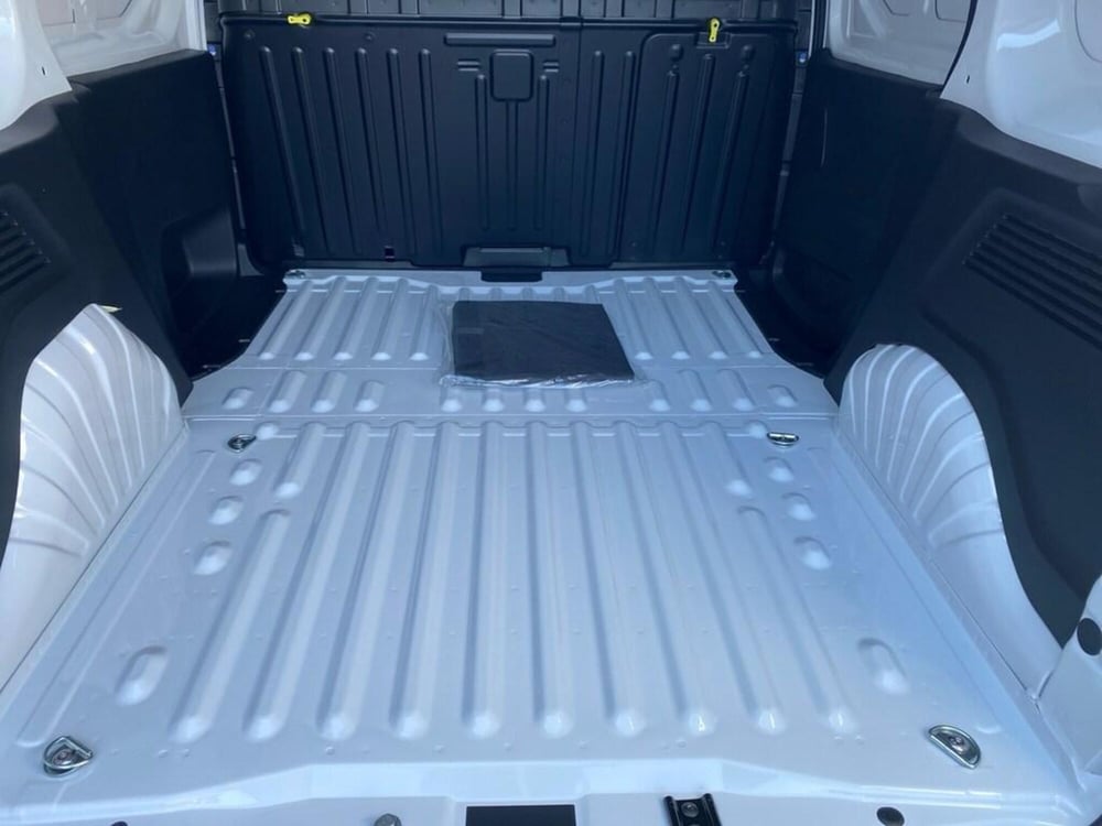 Opel Combo Furgone nuova a Torino (9)