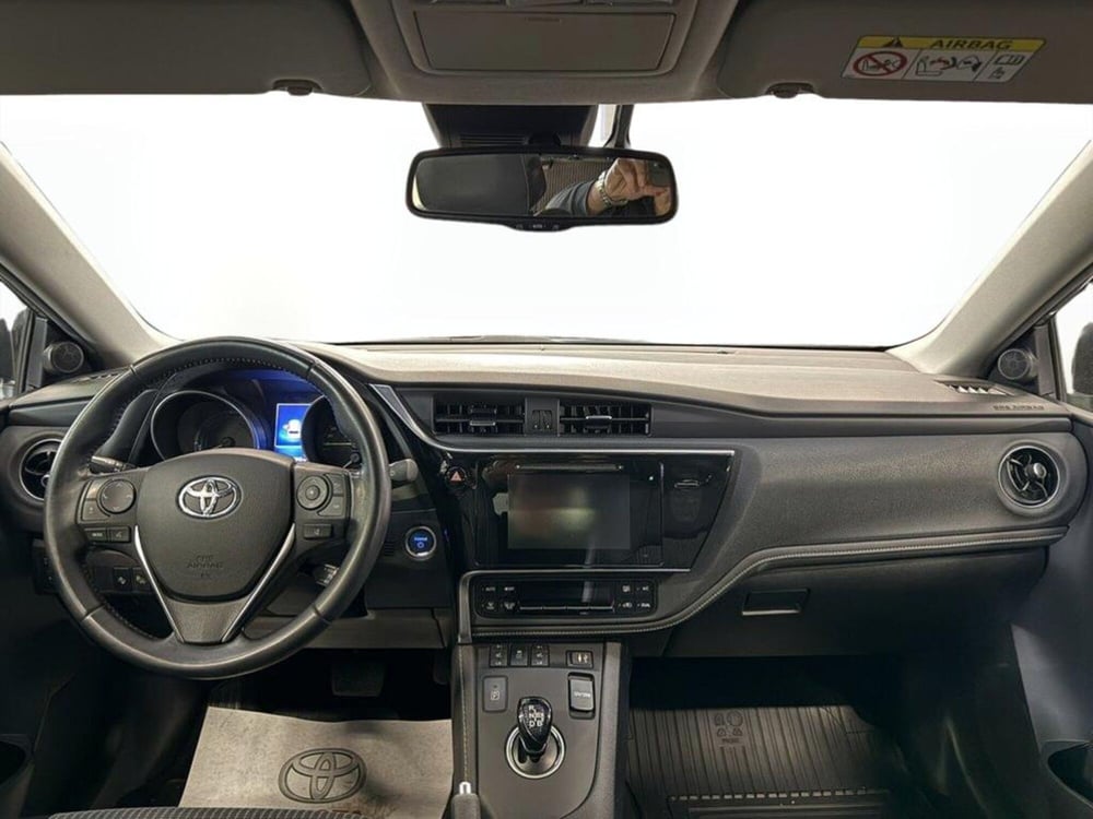Toyota Auris Station Wagon usata a Monza e Brianza (9)