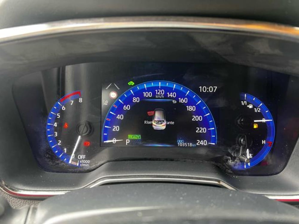Toyota Corolla Touring Sports usata a Sassari (9)