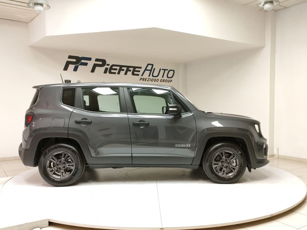 Jeep Renegade nuova a Teramo (5)
